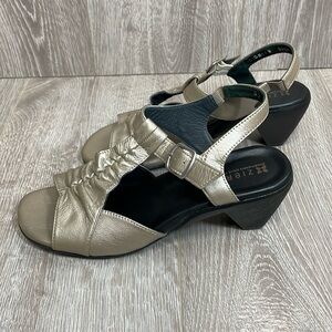 Ziera Dash Leather Ankle Strap Open Toe Heel Sandal 38 W